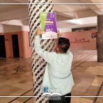 توزيع الملصقات التوعوية في المدارس ضمن فعاليات أسبوع العمل العالمي من أجل التعليم
